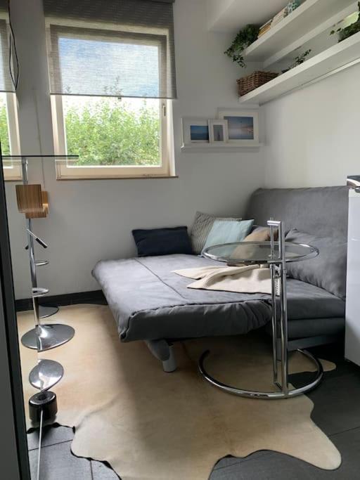 Micro-Apartment In Seenaehe Fusslaeufig Zum See:)) Ohningen Luaran gambar